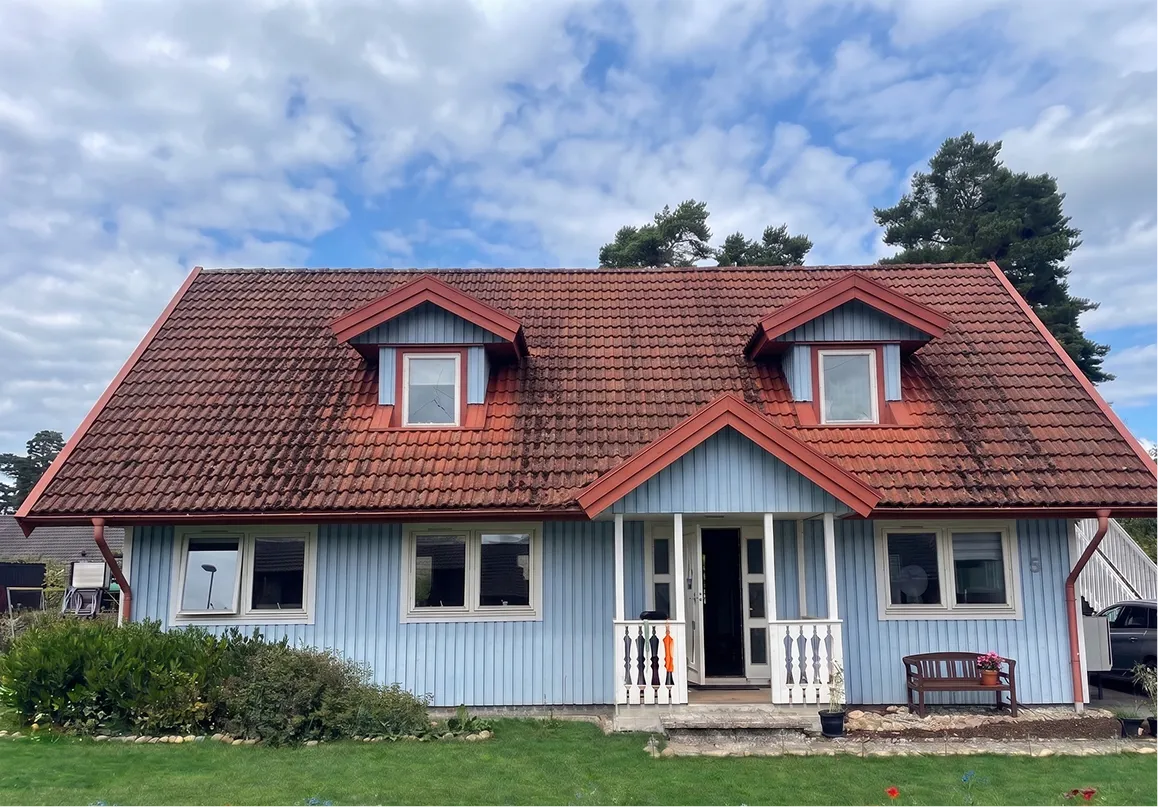 Villa i Huddinge – rött tegeltak – före