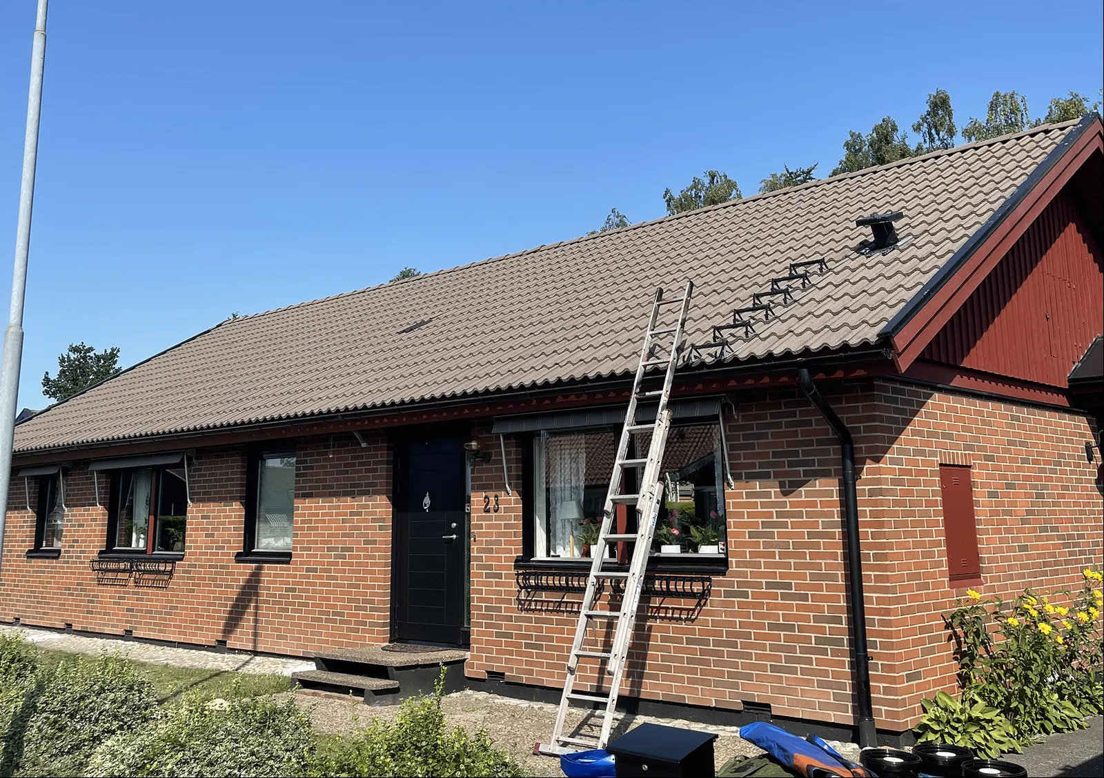 Sjötomtsvilla på Lidingö – tegelröd – före